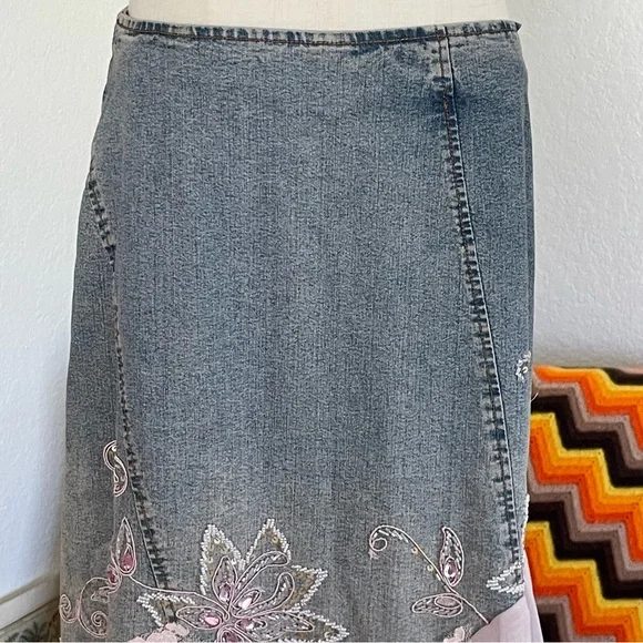 SOLD Vintage H.I.T Jeans USA Fairy Boho Denim Embellished Embroidered Skirt - Picture 5 of 10